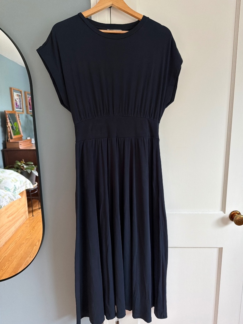 Modern Citizen Navy Midi Dress
